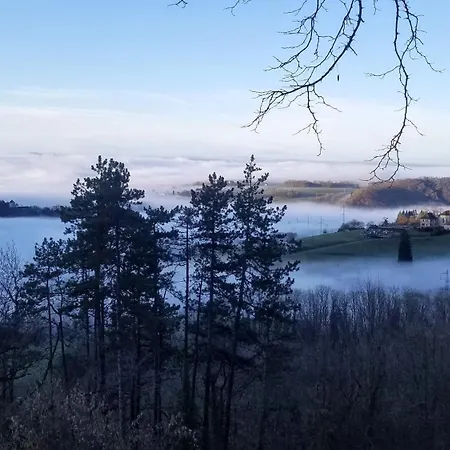 Un Pied Devant L'autre Apartamento Sainte-Marie-D'Alvey