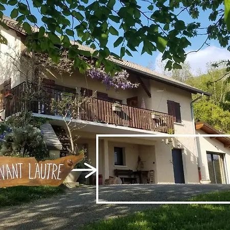 Apartment Un Pied Devant L'autre Sainte-Marie-D'Alvey